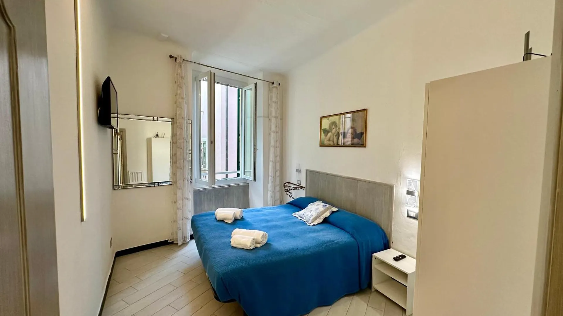 Hotel Mezza Galea Vernazza 0*,