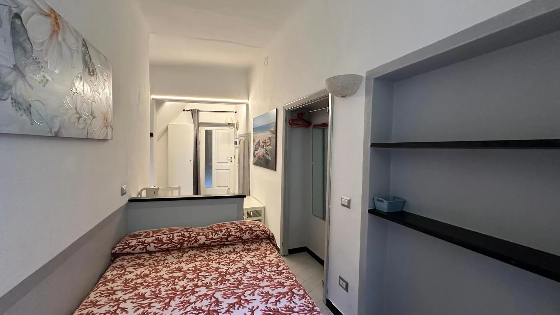 Mezza Galea Hotel Vernazza Guest house