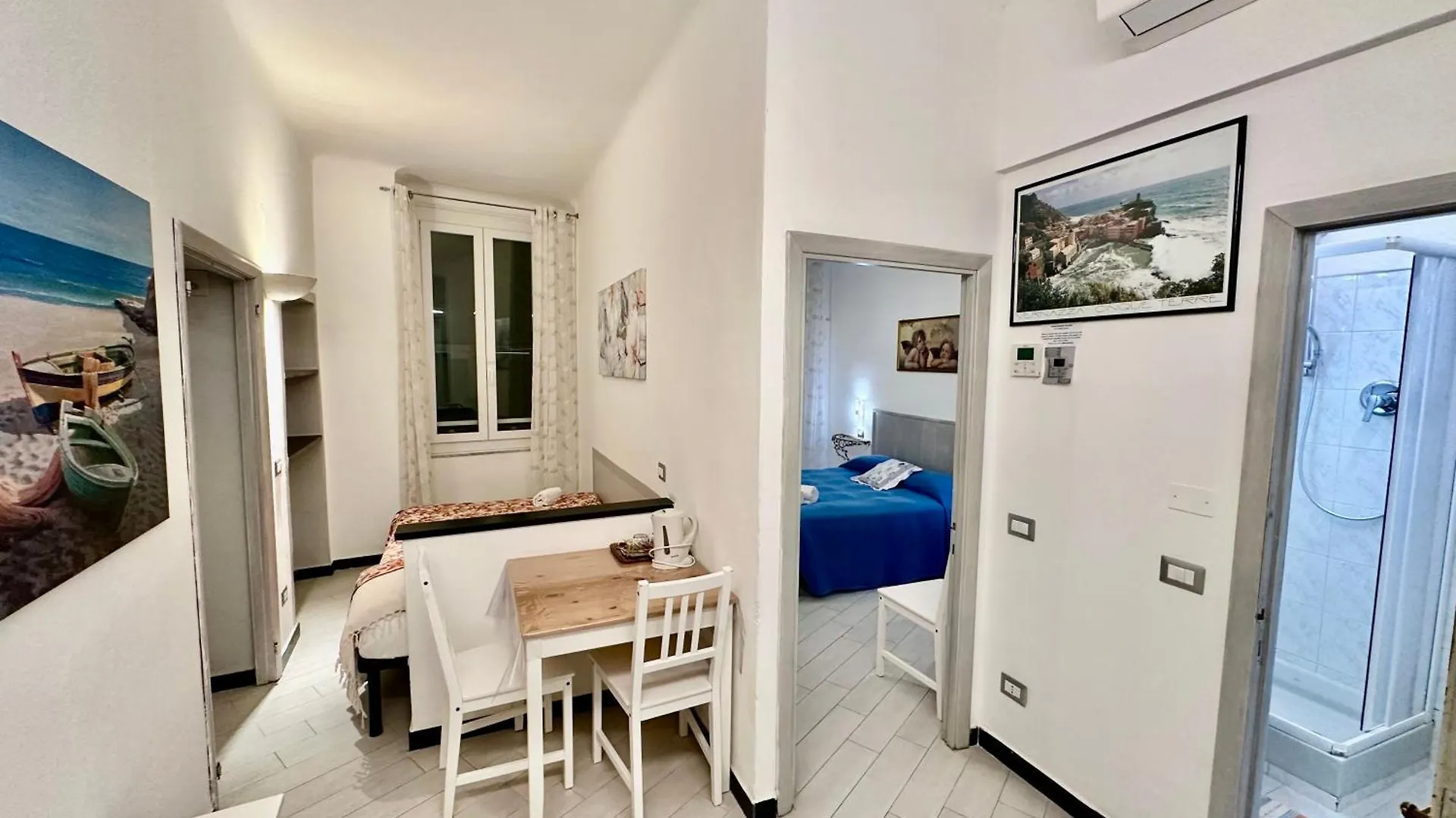 Mezza Galea Hotel Vernazza 0*,  Italy