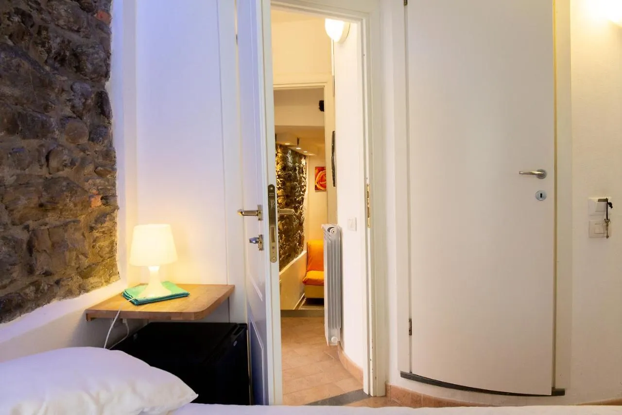 Mezza Galea Hotel Vernazza 0*,  Italy