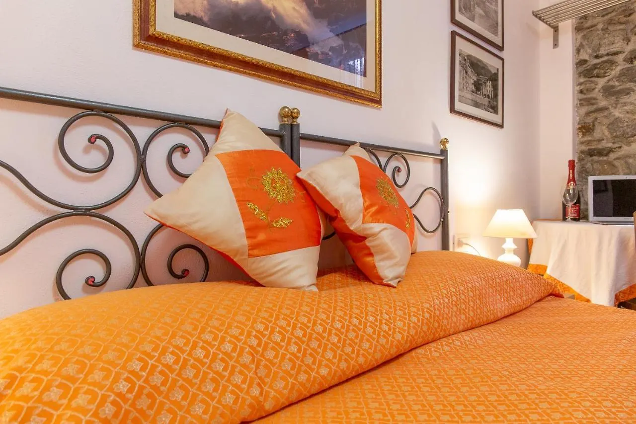Guest house Mezza Galea Hotel Vernazza
